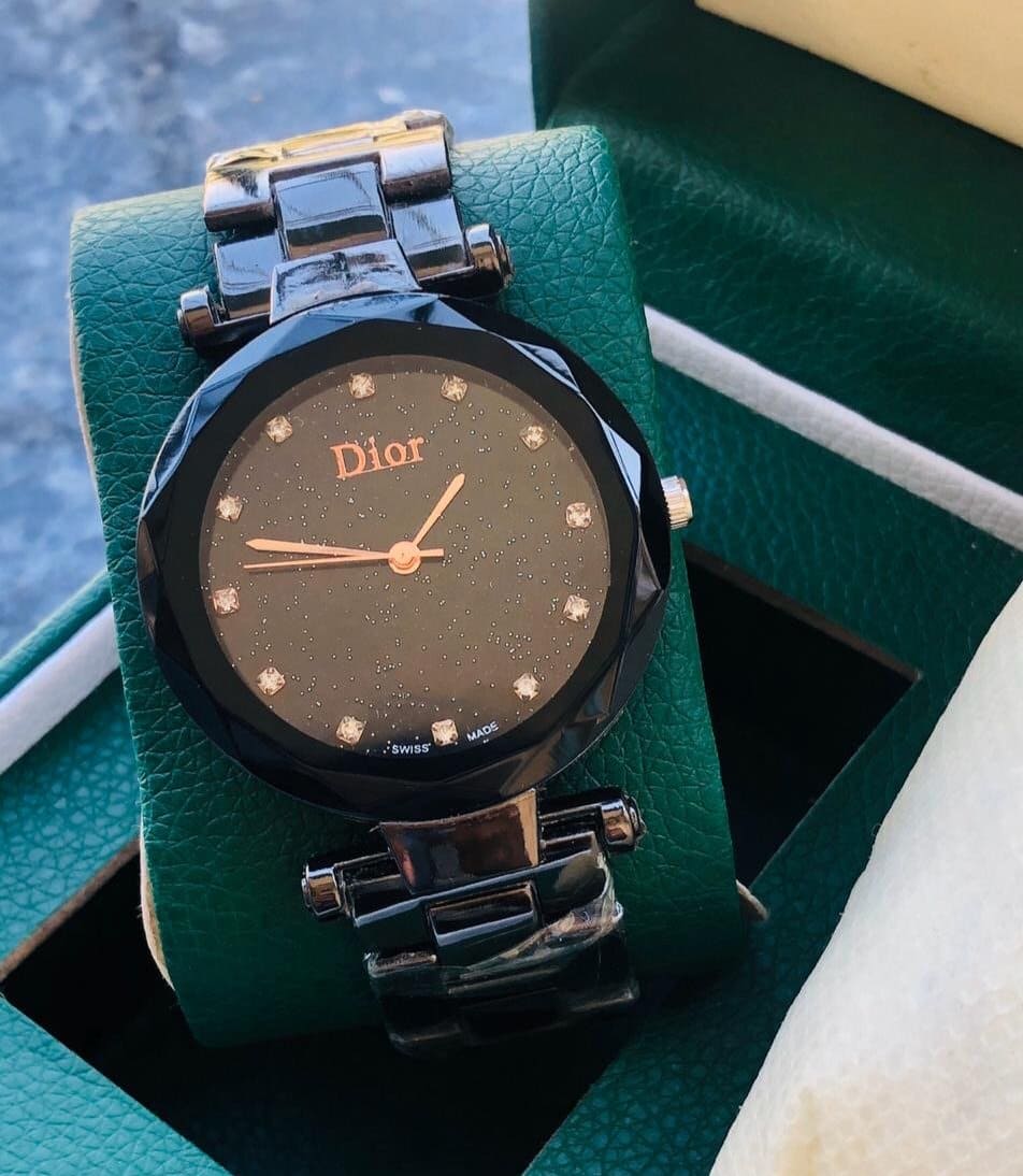 Luxurious Women Elegant Wrist Watch, Stainless Steel Analog Watch, Classic Watch for Women, Ladies Fashionable Watches Luxurious Women Elegant Wrist Watch, Stainless Steel Analog Watch, Classic Watch for Women, Ladies Fashionable Watches